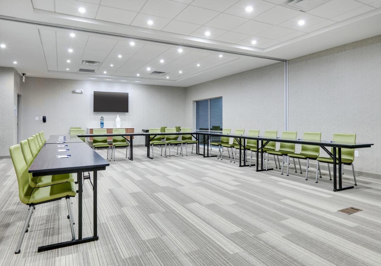 Holiday Inn Express - Kermit By Ihg Bagian luar foto