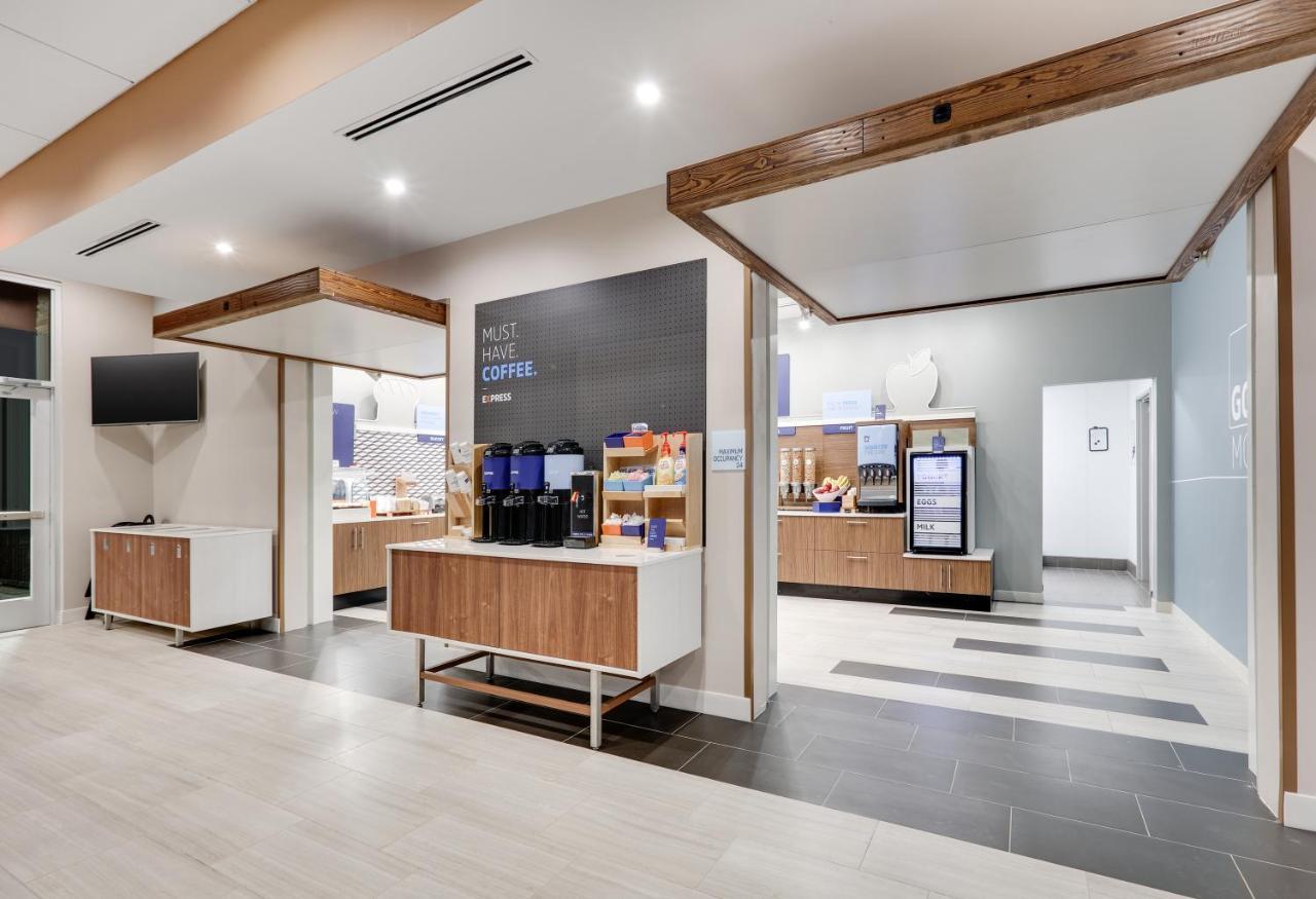 Holiday Inn Express - Kermit By Ihg Bagian luar foto