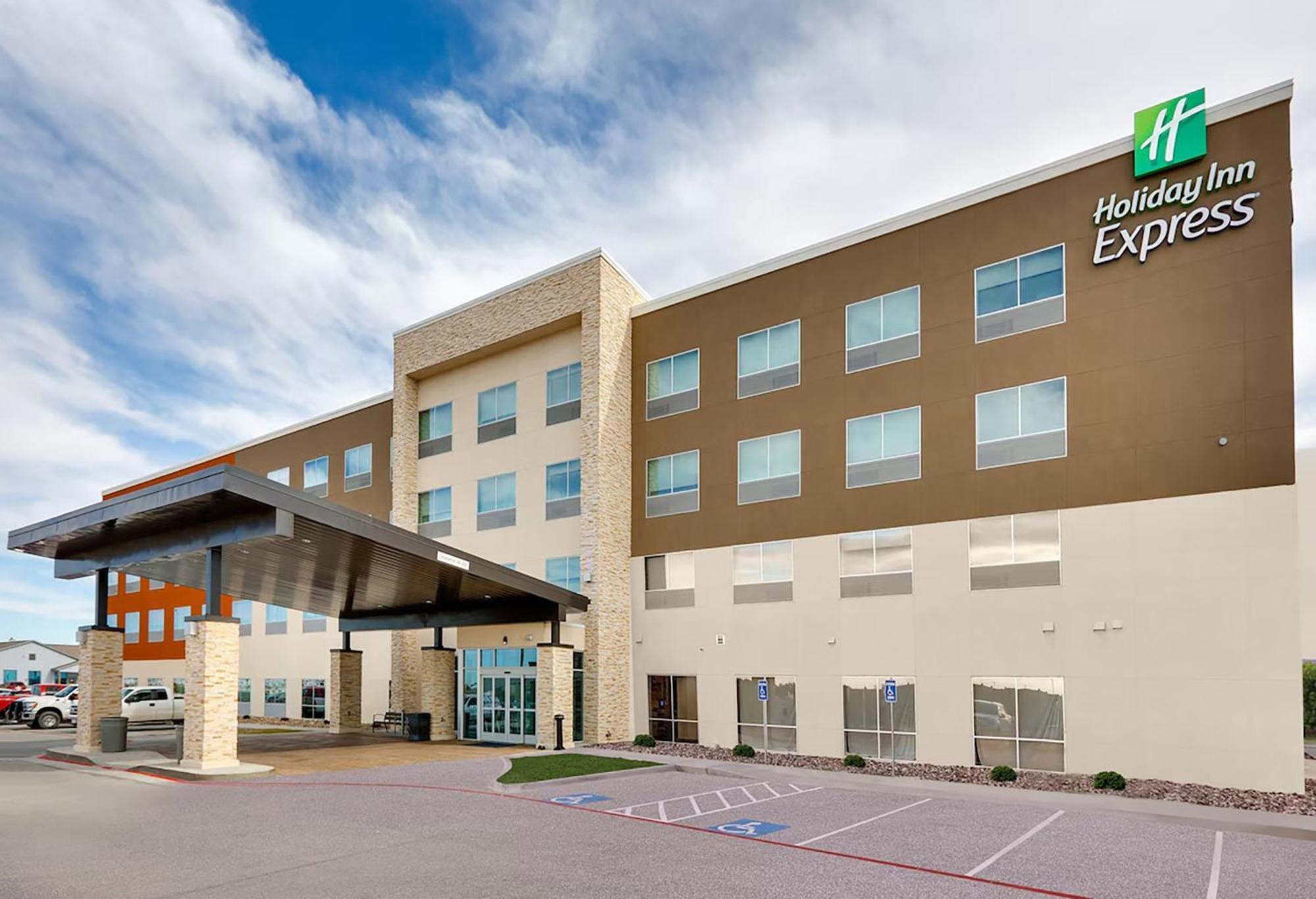 Holiday Inn Express - Kermit By Ihg Bagian luar foto